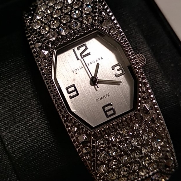 Watch - Picture 7 of 7